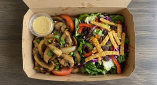 Mushroom Saltado with Asian Salad