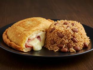 Cochinita Empanada with Arroz