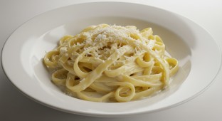 Fettuccine Alfredo