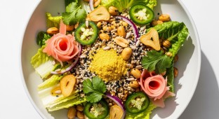 Ginger Salad with Romaine - Vegan