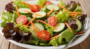 Mixed Lettuce Salad