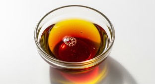 Olive Oil and Red Wine Vinegar Dressing