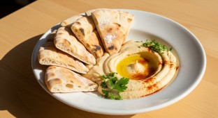 Pita and Hummus