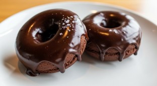 Vegan Dark Chocolate Glazed Donuts