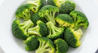 Steamed Broccoli
