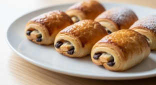 Mini Chocolate Croissant