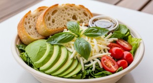 Caprese Bowl with Sourdough Bread