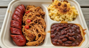 Combo Meal: Louisiana Hot Link, Pulled Chicken, Mac Cheese & Vegan Baked Beans