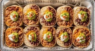 Carnitas Super Burrito