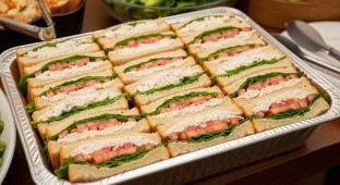 Gluten Free Chicken Salad Tarragon, Vine Ripen Tomatoes, Organic Greens