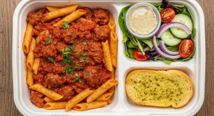 Penne Marinara With Italian Sausage with a House Salad and Garlic Bread