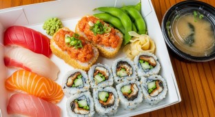 Crispy Rice Lunch Box With Eel Cucumber Roll