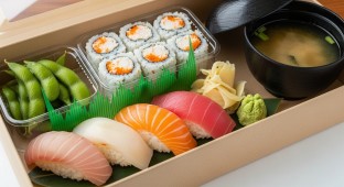 Happy Bite Lunch Box With Lobster Roll