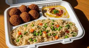 Falafel with Arabic Rice and Msabaha