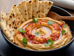 Chipotle Hummus with Pita Bread