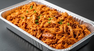 Buffalo Sauce Pulled Chicken