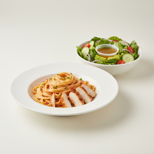 Fettuccine in Rose Sauce with Chicken | Garden Salad