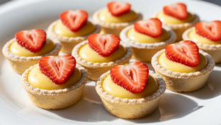 Mini Strawberry Lemon Tart