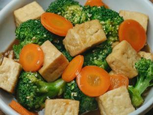 Tofu with Broccoli