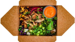 Light Carb Chicken Ensalada with Silky Salsa Roja