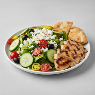 Greca Salad with Grilled Chicken