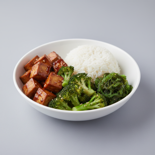 Teriyaki Tofu, Garlic Broccoli, Wakame and White Rice