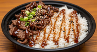 Steak Teriyaki Boxed Meal with Teriyaki Sauce