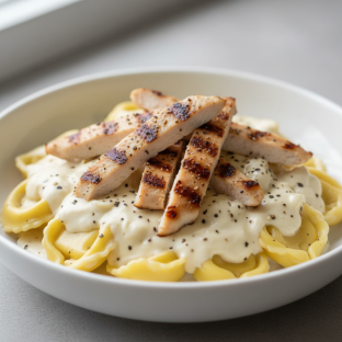 Cheese Tortellini with Alfredo Sauce and Grilled Chicken