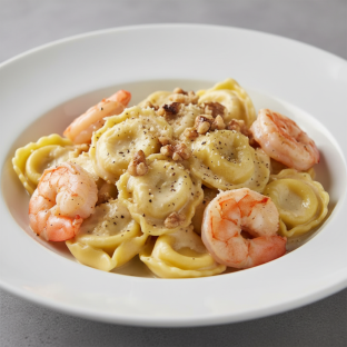Cheese Tortellini with Gorgonzola Sauce and Shrimp