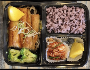 Grilled Spanish Mackerel Box with Kimchi