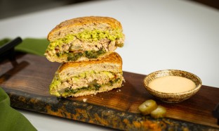 Tuna Avo Panini
