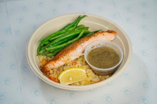 Cauli-Rice Salmon Bowl