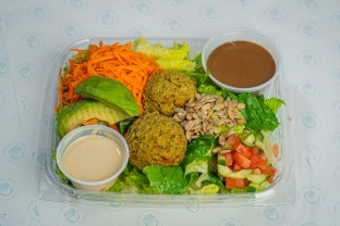 Romo Falafel Salad