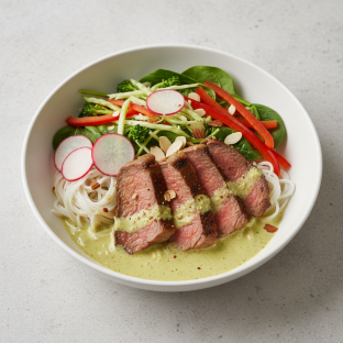 Green Curry Noodle Bowl with Beef Green Curry Noodle Bowl with Beef