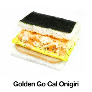 Golden Go Cal Onigiri with Seaweed Salad