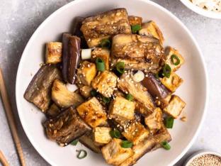 Stir Fried Eggplant and Tofu 茄子豆腐