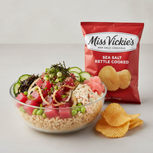 Umami Ahi Bowl Combo (Regular) — Brown Rice / Miss Vickie's Sea Salt Kettle Cooked Potato Chips Umami Ahi Bowl Combo (Regular) — Brown Rice / Miss Vickie's Sea Salt Kettle Cooked Potato Chips