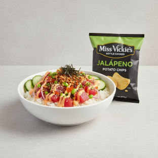 Spicy Ahi Bowl Combo (Regular) — White Rice / Miss Vickie's Jalapeno Kettle Cooked Potato Chips