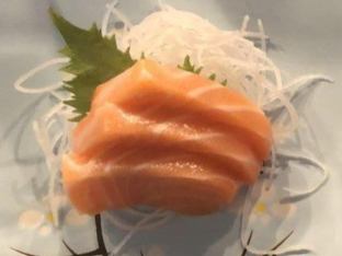 Salmon (Sake) Sashimi