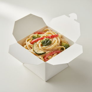 Pasta With Vegetables - Alfredo