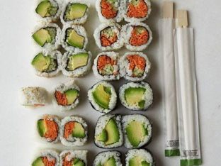 Sushi Platter (8 Fish Rolls)