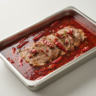 Spicy Boiled Beef in Chili Sauce Tray