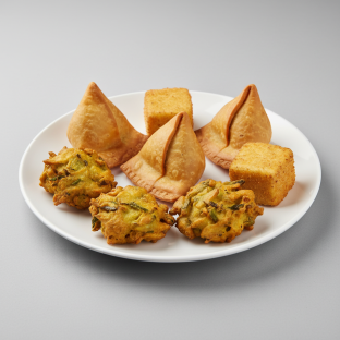 Vegetarian Mixed Appetizer Plate Vegetarian Mixed Appetizer Plate