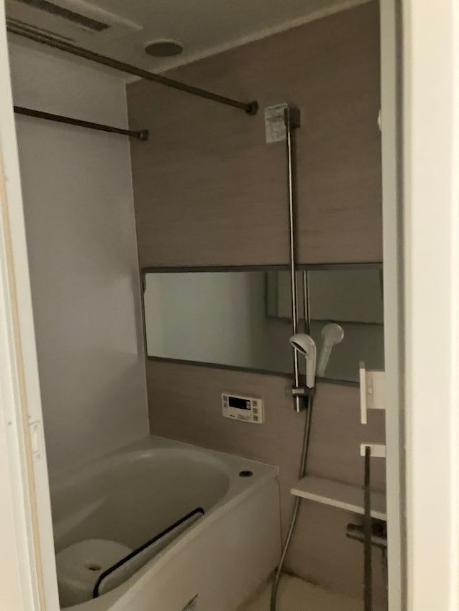 中古マンションのリノベーション前の浴室