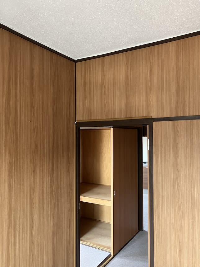 中古マンションのリノベーション前の洋室