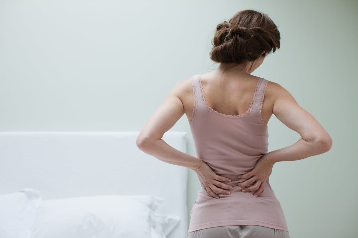 bulged-disc-back-pain-min