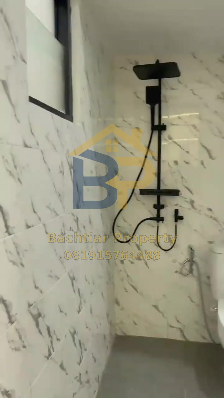 Foto Rumah Tambak Medokan Ayu 9