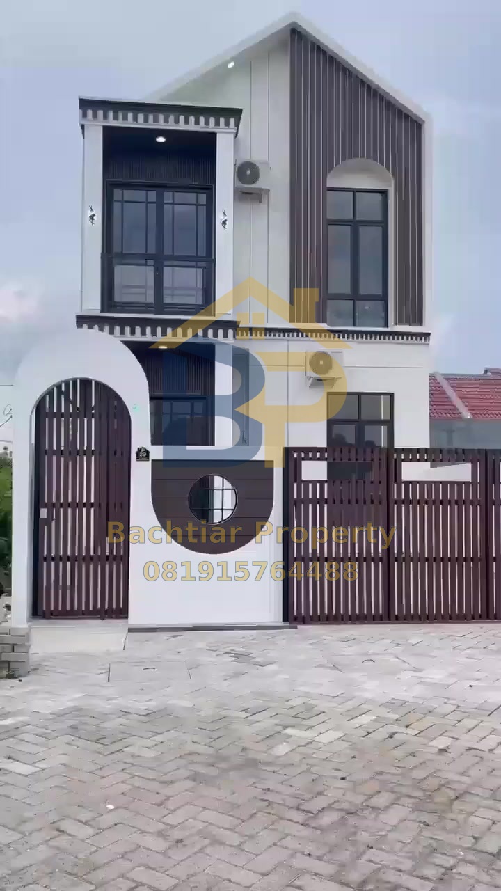 Rumah Mewah Tambak Medokan Ayu