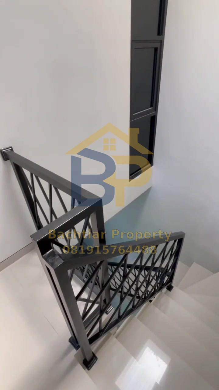 Foto Rumah Gading Regency 8