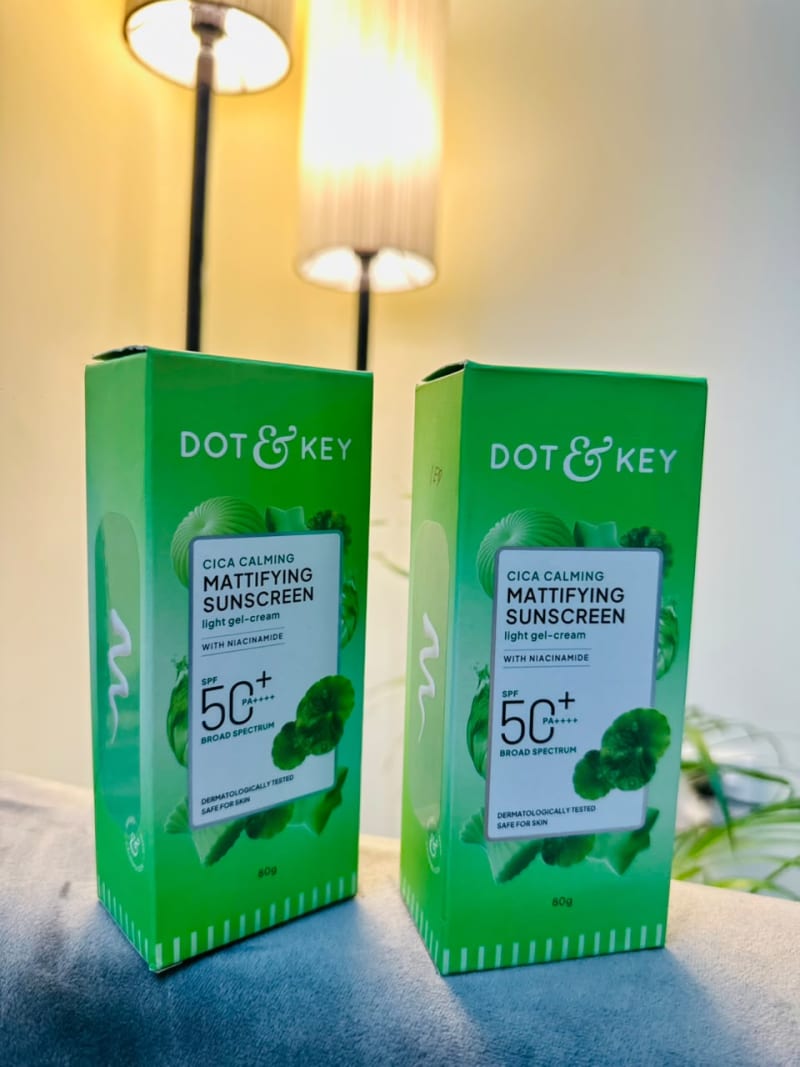 Dot & Key Cica & Niacinamide Mattifying Sunscreen SPF 50+ PA++++